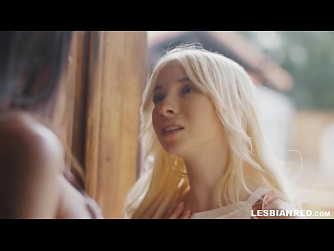 ❤️ A nena chega a casa uns meses despois e acaba comendo o coño da súa madrastra Porno bonito en % gl.pornokey.ru % ❌️❤